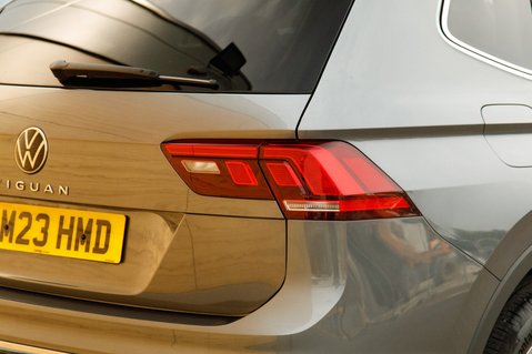 Volkswagen Tiguan Allspace LIFE TSI DSG 9