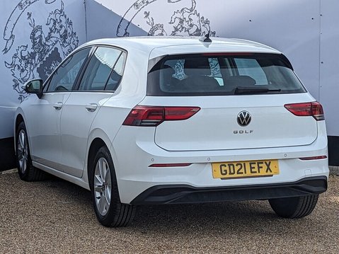 Volkswagen Golf LIFE TSI 7