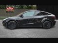 Tesla Model Y LONG RANGE AWD 6
