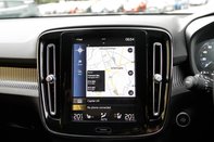 Volvo XC40 T3 R-DESIGN 28