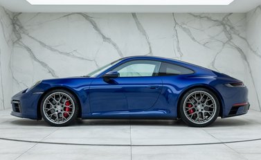 Porsche 911 Carrera 4S (992) 2