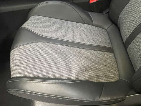 Peugeot 5008 1.2 5008 Allure PureTech S/S Auto 5dr 43