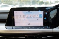Volkswagen Golf LIFE TSI 34