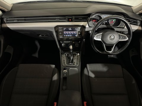 Volkswagen Passat SE TDI DSG 12