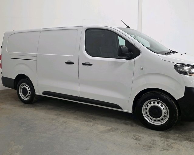 Vauxhall Vivaro Vauxhall Vivaro L2 Diesel 2900 1.5d 100ps Dynamic H1 Van