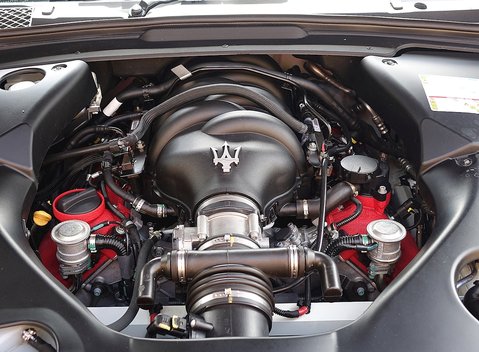 Maserati Granturismo MC Stradale 11