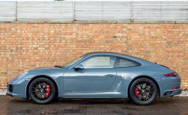 Porsche 911 (991.2) Carrera 4 GTS 2