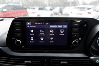 Hyundai BAYON T-GDI SE CONNECT DCT MHEV 27