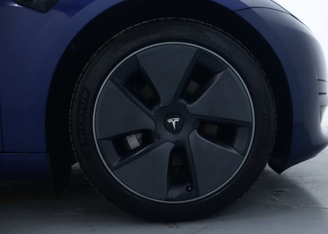 Tesla Model 3 Standard Range Plus Saloon 4dr Electric Auto RWD (241 bhp) 16