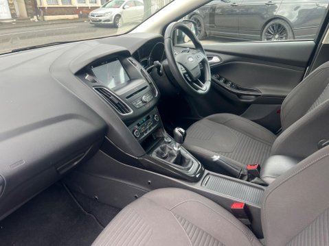 Ford Focus 1.0T EcoBoost Titanium Euro 6 (s/s) 5dr 22