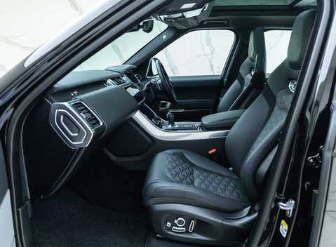 Land Rover Range Rover Sport 5.0 SVR Carbon Edition 13