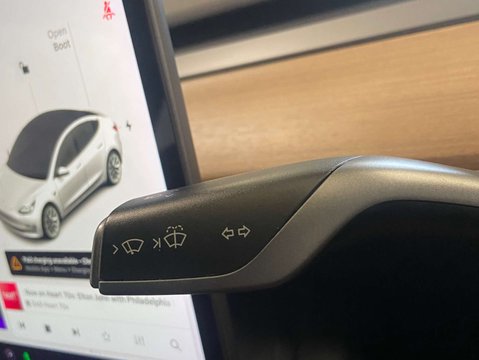 Tesla Model 3 Model 3 Long Range AWD 4WD 4dr 16
