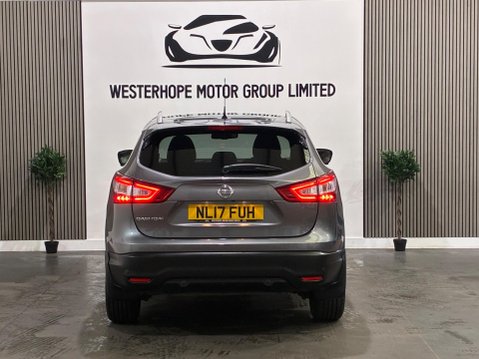 Nissan Qashqai 1.2 DIG-T N-Connecta 2WD Euro 6 (s/s) 5dr 20