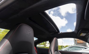 Porsche 911 Turbo S GB Edition (991) 13