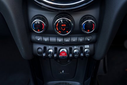 Mini Cooper Convertible Exclusive 20