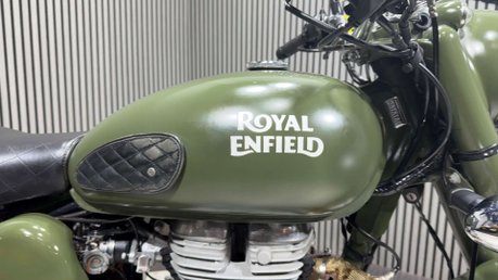 Royal Enfield Bullet 500 CLASSIC 2020 ONLY 11K ARMY COLOUR SCHEME 500CC A2 25