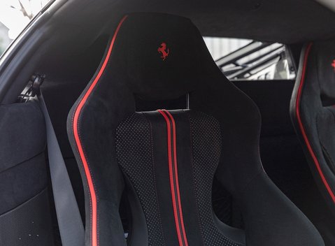 Ferrari 488 Pista 13