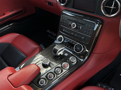 Mercedes-Benz SLS AMG Coupe 60