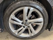 Volkswagen Golf 1.5 Golf R-Line TSi 5dr 11