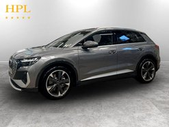 Audi Q4 45 S line SUV 5dr Electric Auto 82kWh (286 ps) Alloys - Reverse Camera