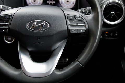 Hyundai KONA ULTIMATE 22