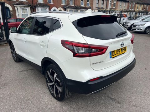 Nissan Qashqai 1.3 DIG-T Tekna DCT Auto Euro 6 (s/s) 5dr 4
