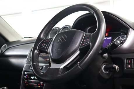 Suzuki Vitara SZ-T BOOSTERJET MHEV 12