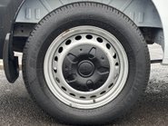 Ford Transit Custom 320 L2 Leader 130 ps DCIV with Air Conditioning 29