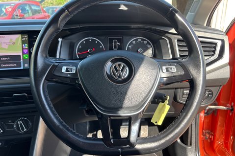 Volkswagen Polo SE EVO.. 6 SERVICES.. 1 PREVIOUS OWNER..APPLE CAR PLAY..AIR CON..SAT NAV. 31