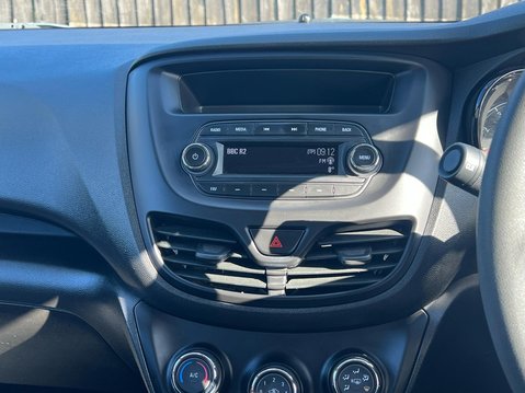 Vauxhall Viva SE AC 26