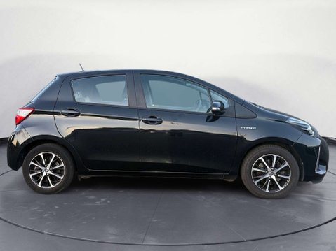 Toyota Yaris 1.5 Yaris Icon Tech VVT-i HEV CVT 5dr 6