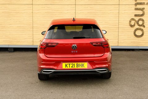 Volkswagen Golf GTE DSG 6