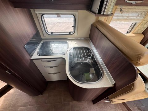 Burstner Nexxo T685 11