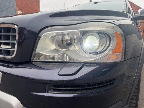 Volvo XC90 2.4 D5 R-Design SE Geartronic AWD 5dr 44