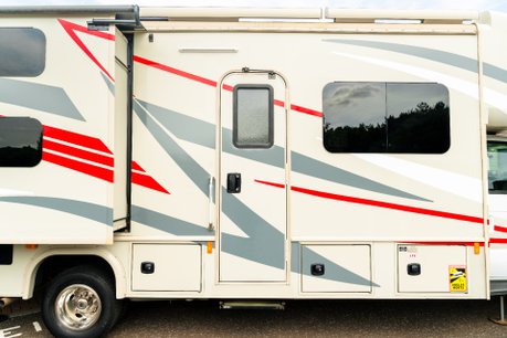 Ford E450 FLEETWOOD. NOW SOLD. SIMILAR REQUIRED. PLEASE CALL 01903 254800. 11