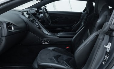 Aston Martin DBS Superleggera 20