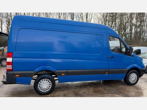 Mercedes-Benz Sprinter 2.1 211 CDi Panel Van 4dr Diesel Manual RWD L2 H3 (109 bhp) 10