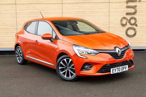 Renault Clio ICONIC TCE 1