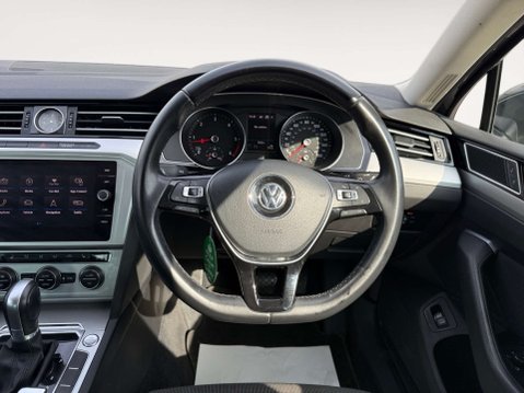 Volkswagen Passat 1.6 Passat SE Business TDI BlueMotion Technology Semi-Auto 4dr 10