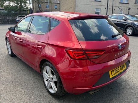 SEAT Leon TSI EVO FR 7