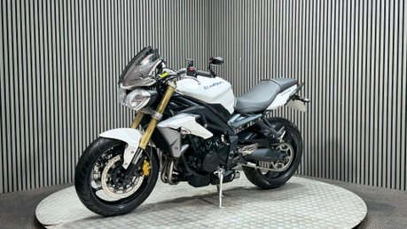 Triumph Street Triple 2013 ONLY 19K, QUICKSHIFTER, ARROW PIPE, NEW MOT 5