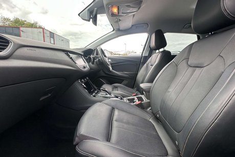 Vauxhall Grandland X 1.6 13.2kWh Business Edition Nav Premium SUV 5dr Petrol Plug-in Hybrid Auto 27