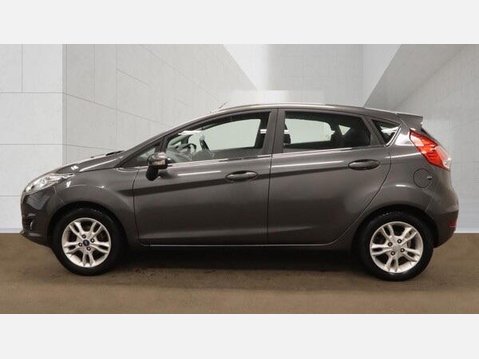 Ford Fiesta 1.0T EcoBoost Zetec Euro 6 (s/s) 5dr 3