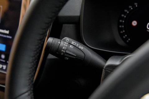 Volvo C40 RECHARGE PRO TWIN AWD 17