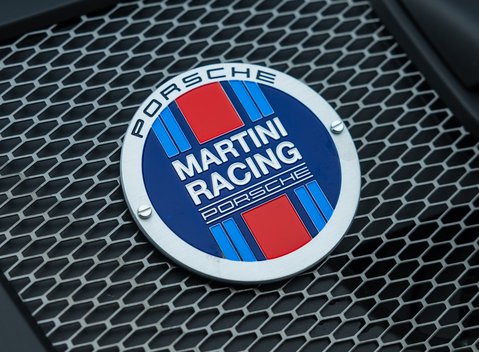 Porsche 911 GT3 TOURING (992) 34