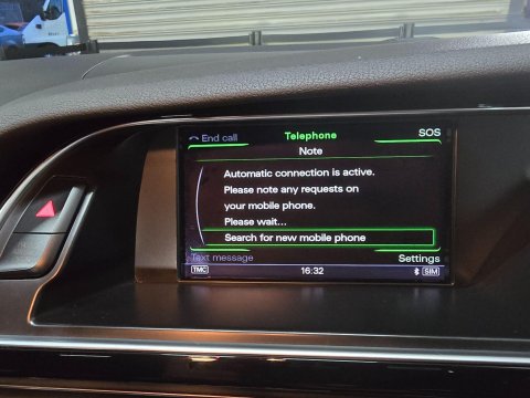 Audi RS4 4.2 FSI V8 S Tronic quattro Euro 5 5dr 34