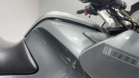 BMW R 1200 RT 2006 45K NEW MOT COMES SERVICED FULL LUGGAGE TOURER BIKE 23