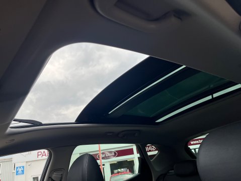 Kia Ceed 1.6 CRDI 4 TECH ECODYNAMICS 14