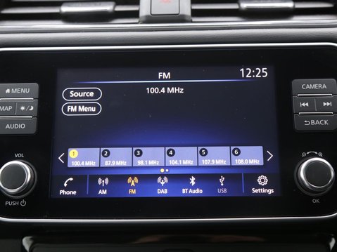 Nissan LEAF 40kWh Tekna Auto 5dr 15