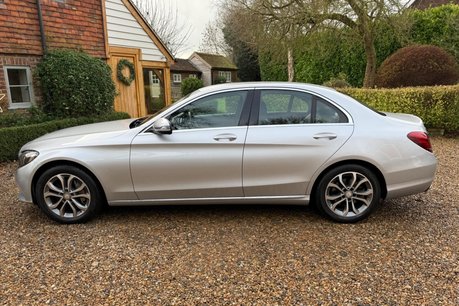 Mercedes-Benz C Class C350 E SPORT 10